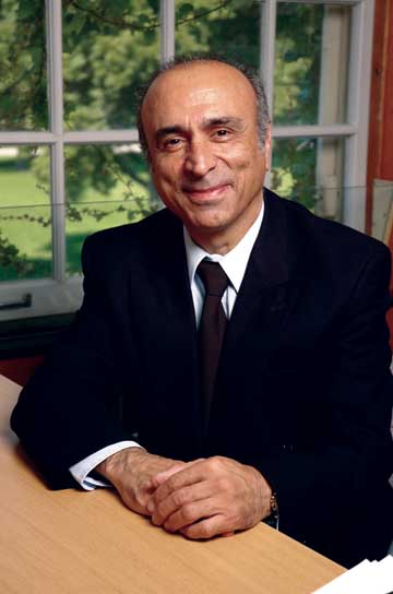 Portrait of Moshen Shahinpoor